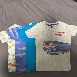 Tea Collection - 4 Kids Short Sleeve Tees, Size 5